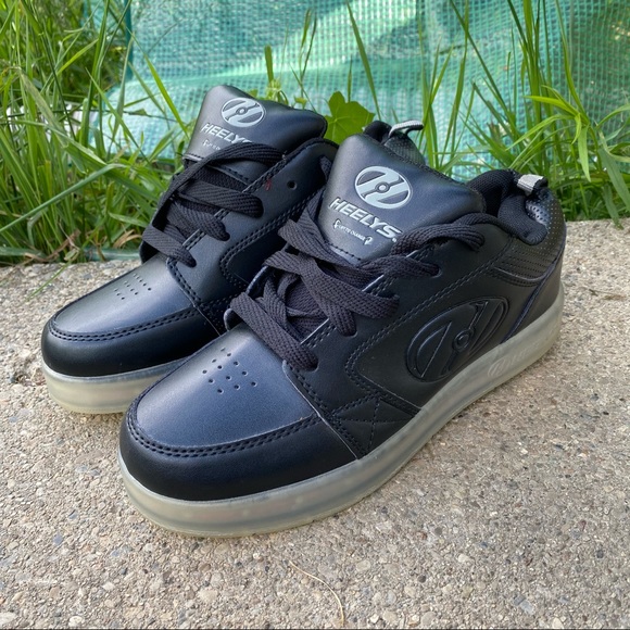 Heelys Other - Light up Heelys